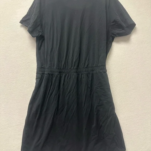 The North Face Womens T-Shirt Dress Black Pockets Short Sleeve Crew Neck Sz 2XL - Picture 1 of 14